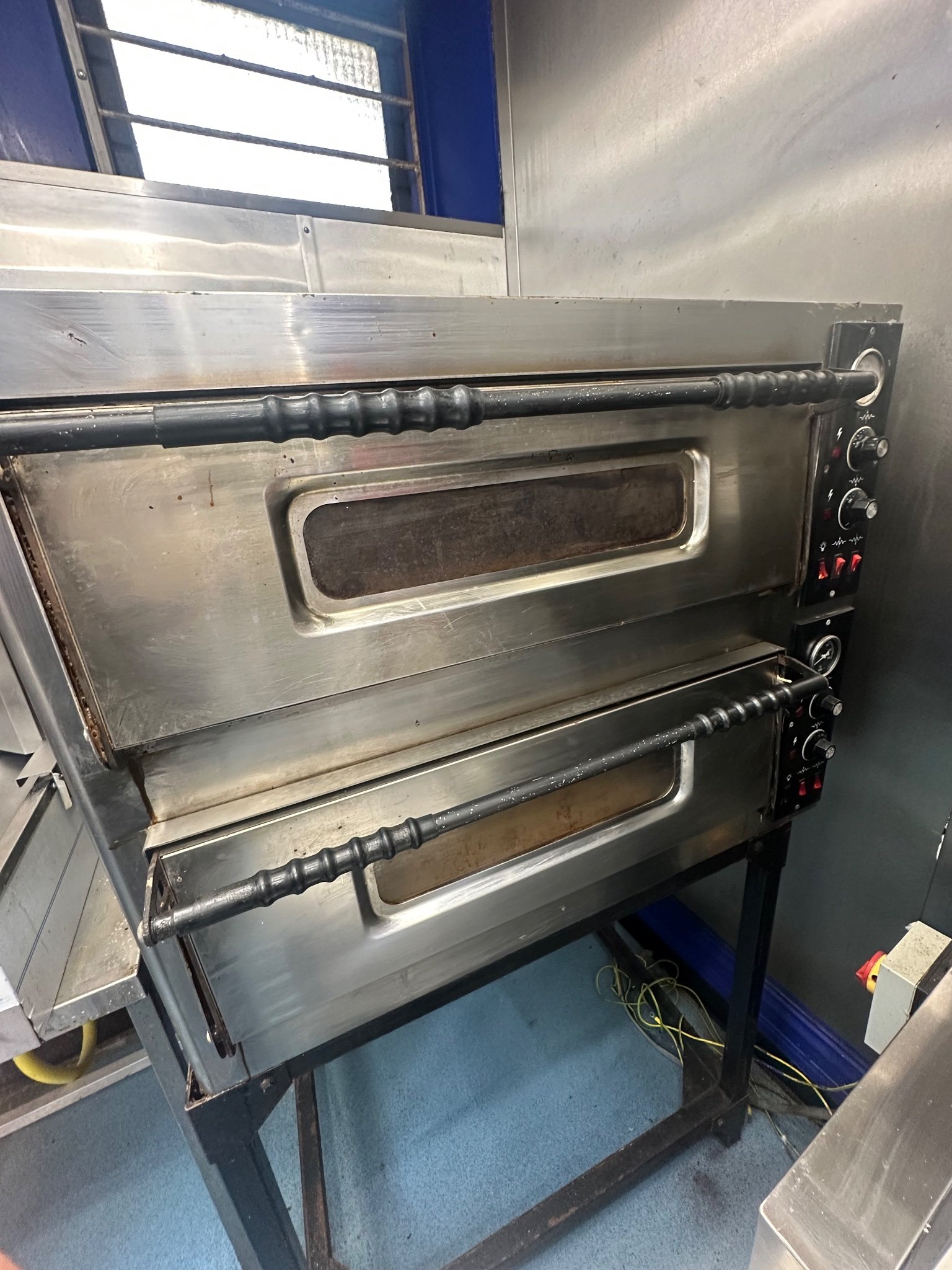 Double disc Oven