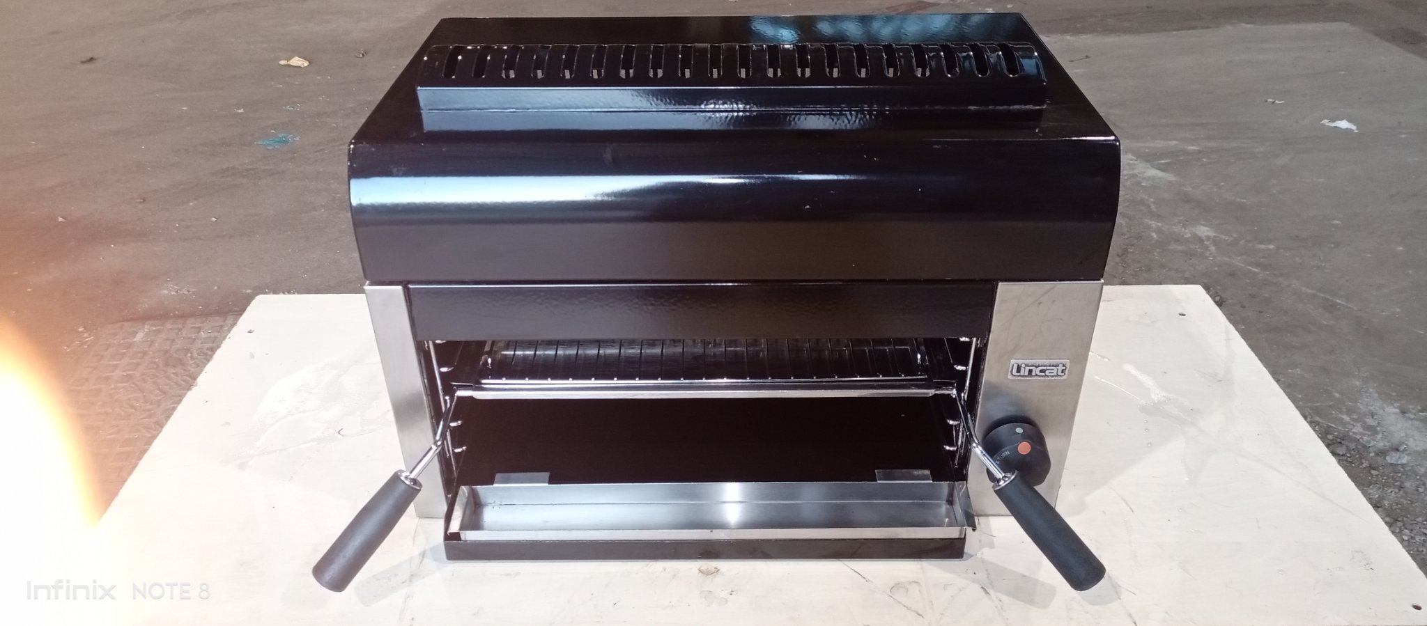 Used Lincat Silverlink GR3/N A004 Natural Gas Salamander Grill