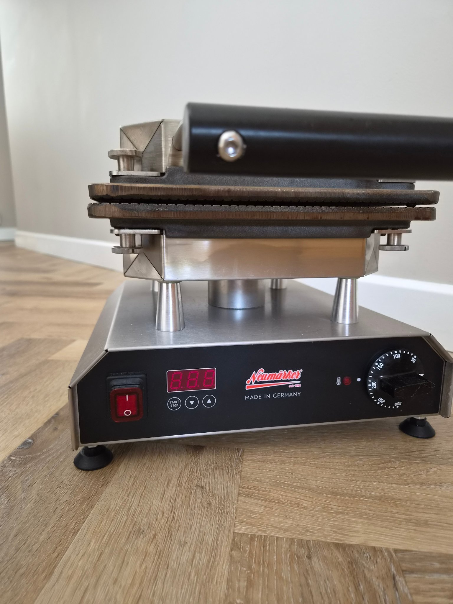Neumarker Thermocook Stroopwafel iron