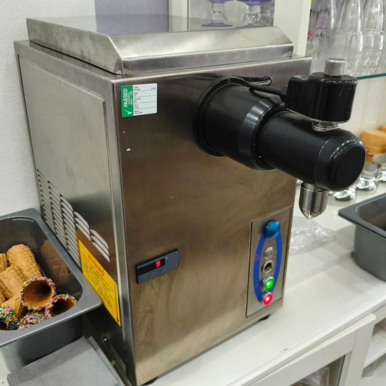 Sanomat Euro Cream Hand - Whipped Cream Machine